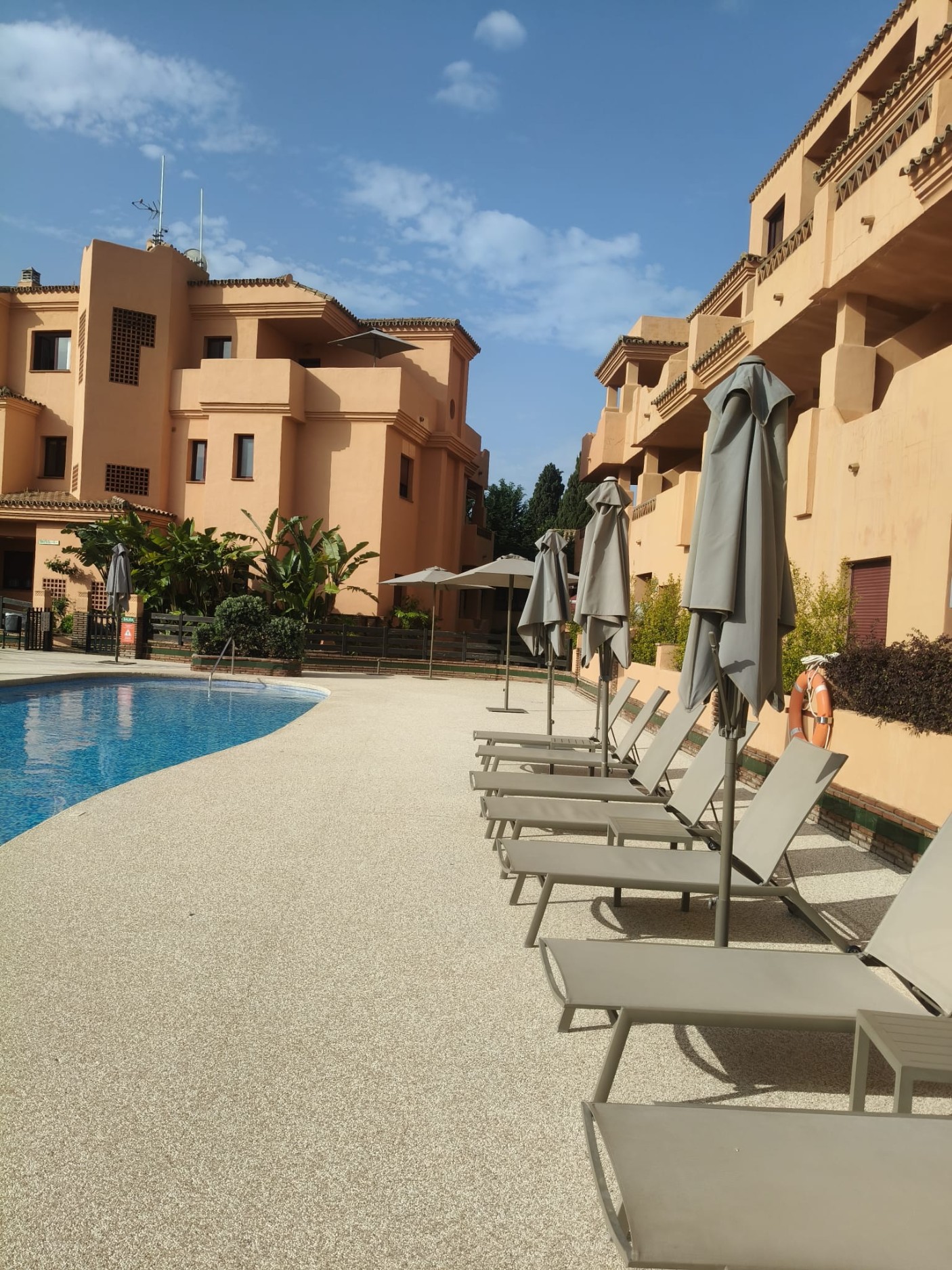 El Paraiso, Estepona